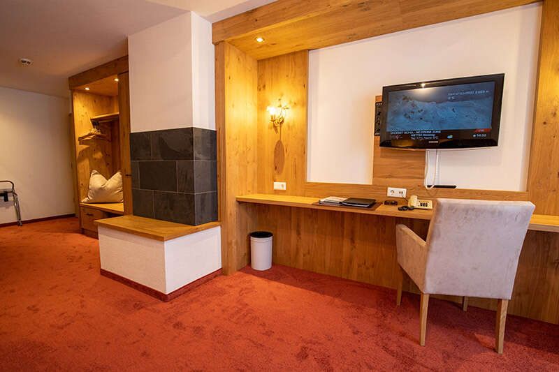 Superior twin room at Hotel Persura in Ischgl