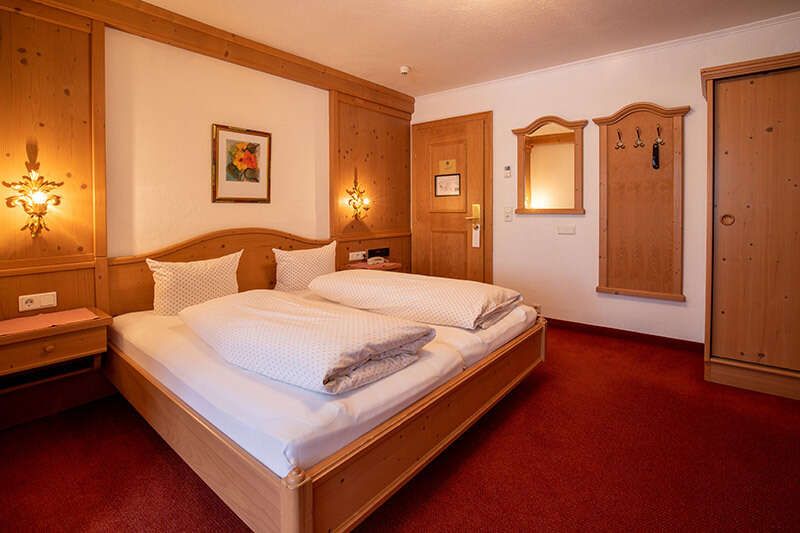 Superior double room for 2–3 persons